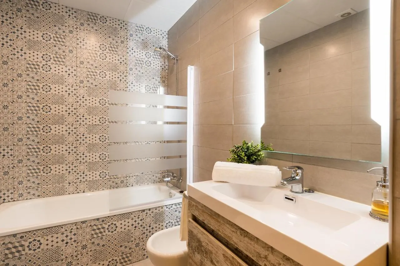 Urbe10 San Juan De Letran 2 Bedrooms Apartment Malaga